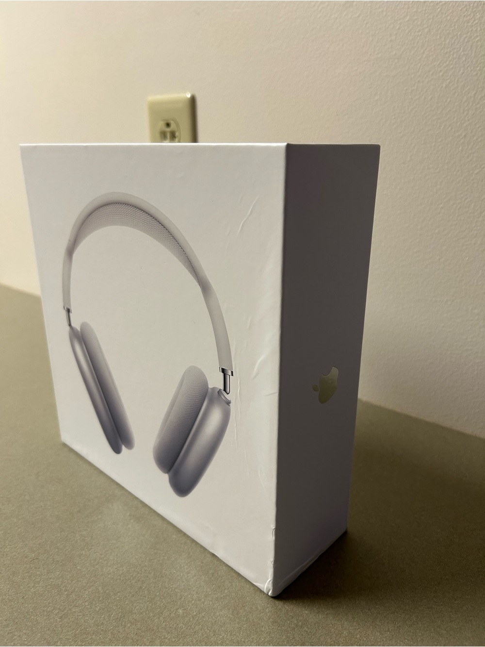 Apple AirPods Max Over-Ear Headphones - Silver